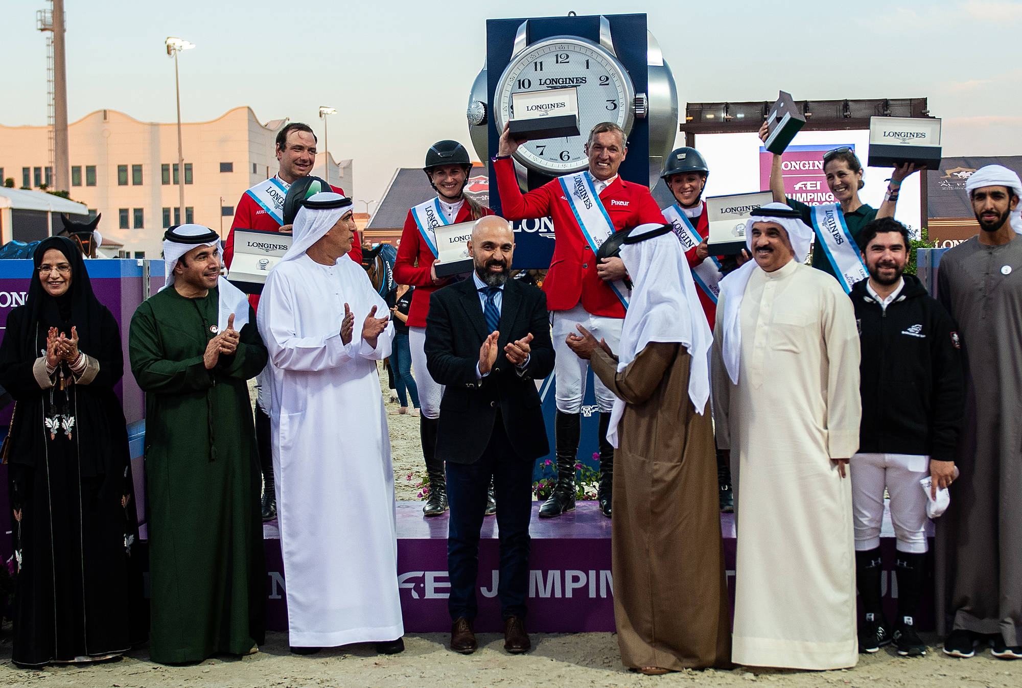 Österreich siegt beim Saisonstart in Abu Dhabi