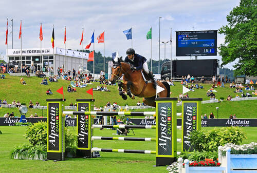 Edward Levy gewinnt den Alpsteinzaun + Tor Youngster Cup