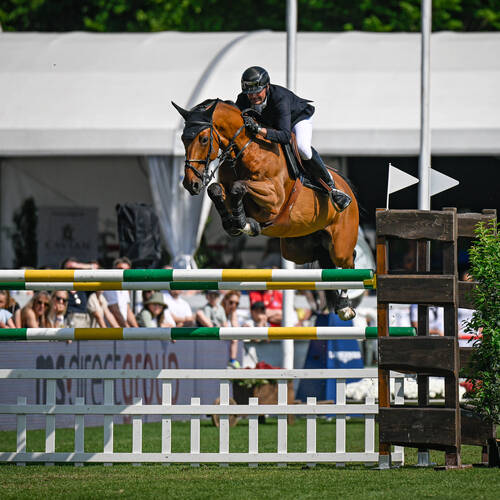 Photo Copyright © CSIO.CH / Katja Stuppia