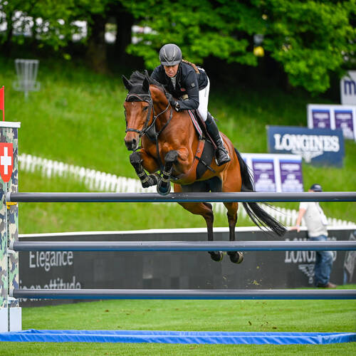 Barbara Schnieper with Inook