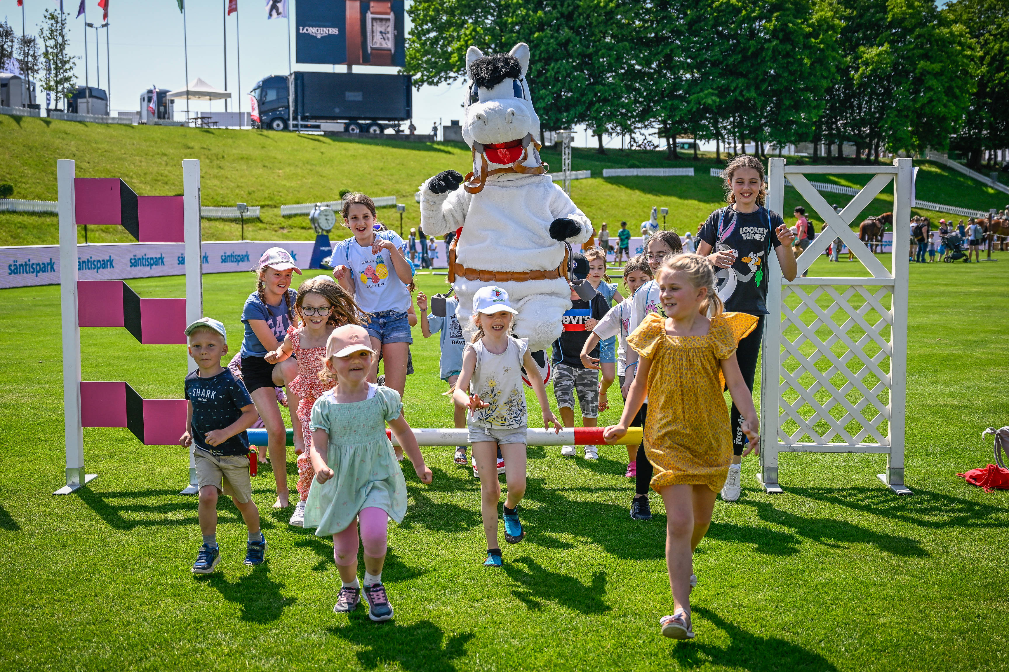 2022, CSIO St. Gallen, Galoppi, Kinder, Kindernachmittag, Springreiten, Zuschauer