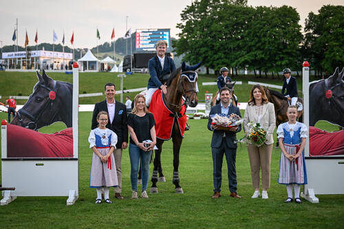 Prize Suttero winner